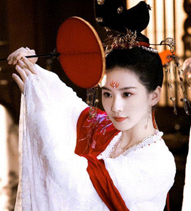 又一部古偶黑马？她终于来拯救内娱古装审美了