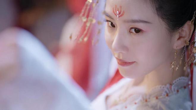 又一部古偶黑马？她终于来拯救内娱古装审美了