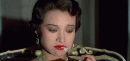 消失四年,还是没人能跟这疯女斗