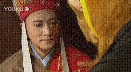 还记得巴黎名媛舞会吧?她是唯一受邀的内地女孩?