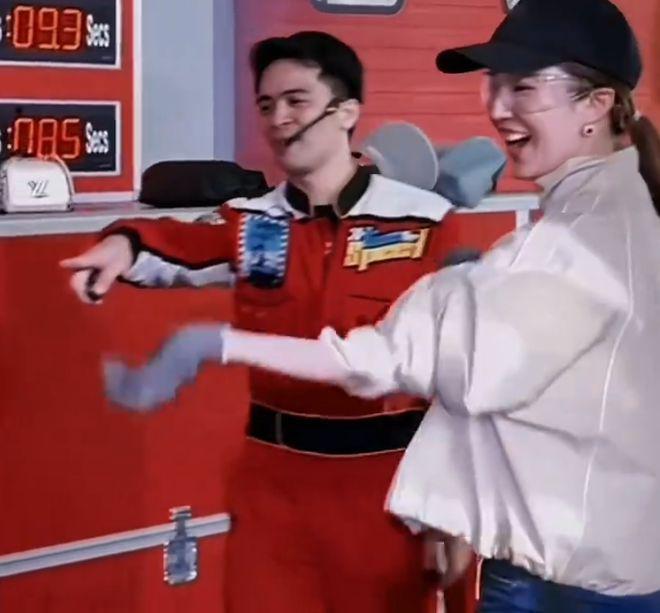 刘亦菲晒修车视频：戴护目镜8秒换轮胎笑得开心