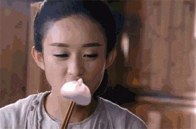 演员假吃拼演技：刘诗诗没长进，佘诗曼喝咖啡完胜