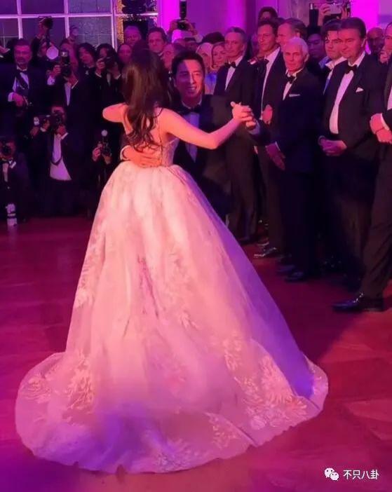 顶级白富美的游戏？二代们的生活咱们想象不到！