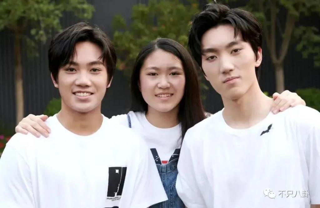 顶级白富美的游戏？二代们的生活咱们想象不到！