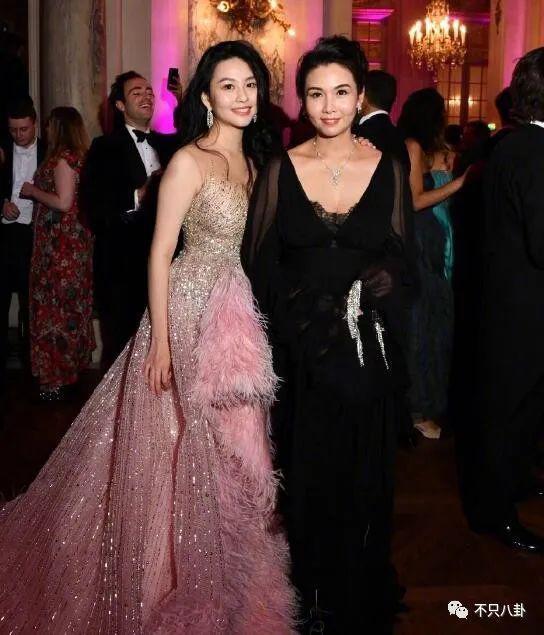 顶级白富美的游戏？二代们的生活咱们想象不到！