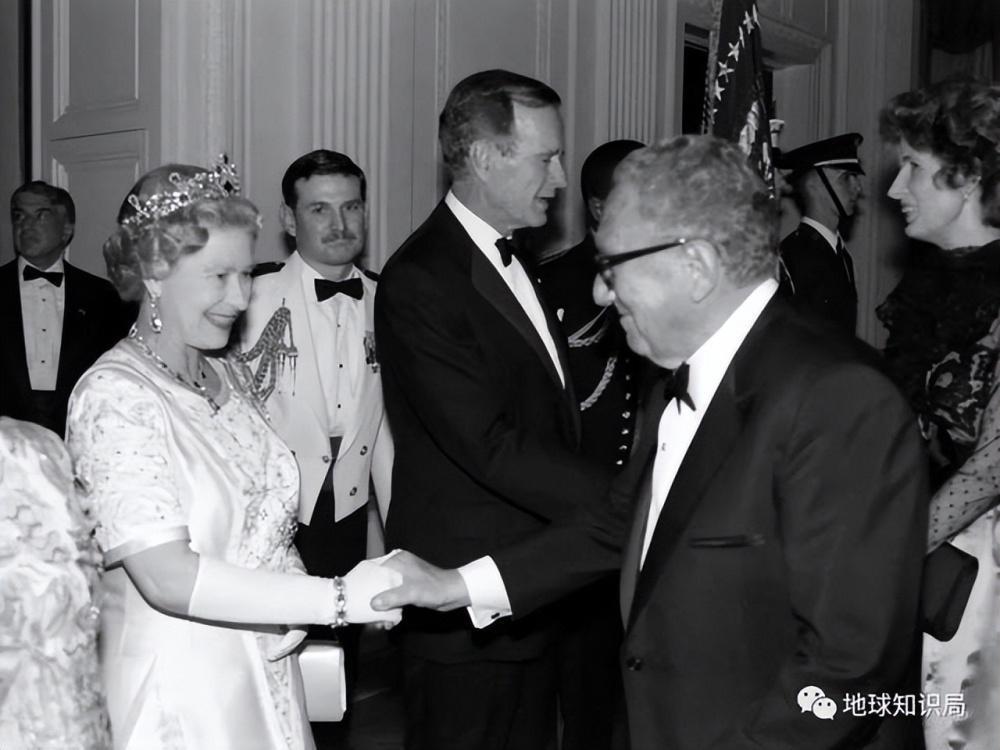 国际关系大师基辛格，刚刚去世了