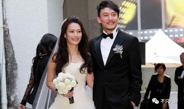 又一男明星与经纪人修成正果？他俩也算分分合合最终回到起点吧
