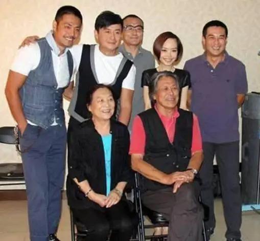 电影界泰斗级人物，半个演艺圈都是他弟子，张艺谋也要让三分