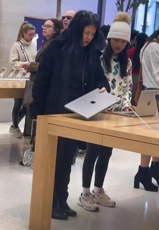 王诗龄进贵族女校，名二代们的“精英教育”到底咋回事？