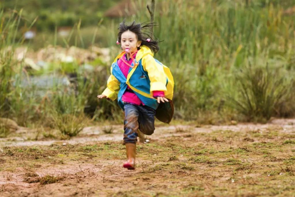 王诗龄进贵族女校，名二代们的“精英教育”到底咋回事？
