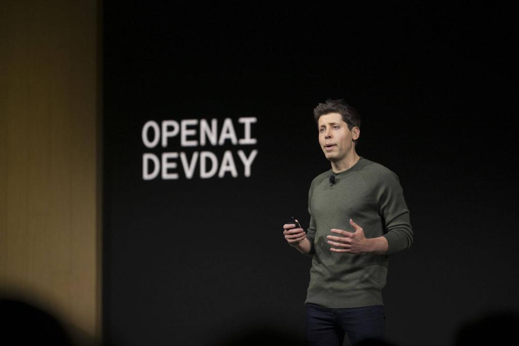 Sam Altman 最新专访：曝光回归内幕，首度回应 Q* 模型