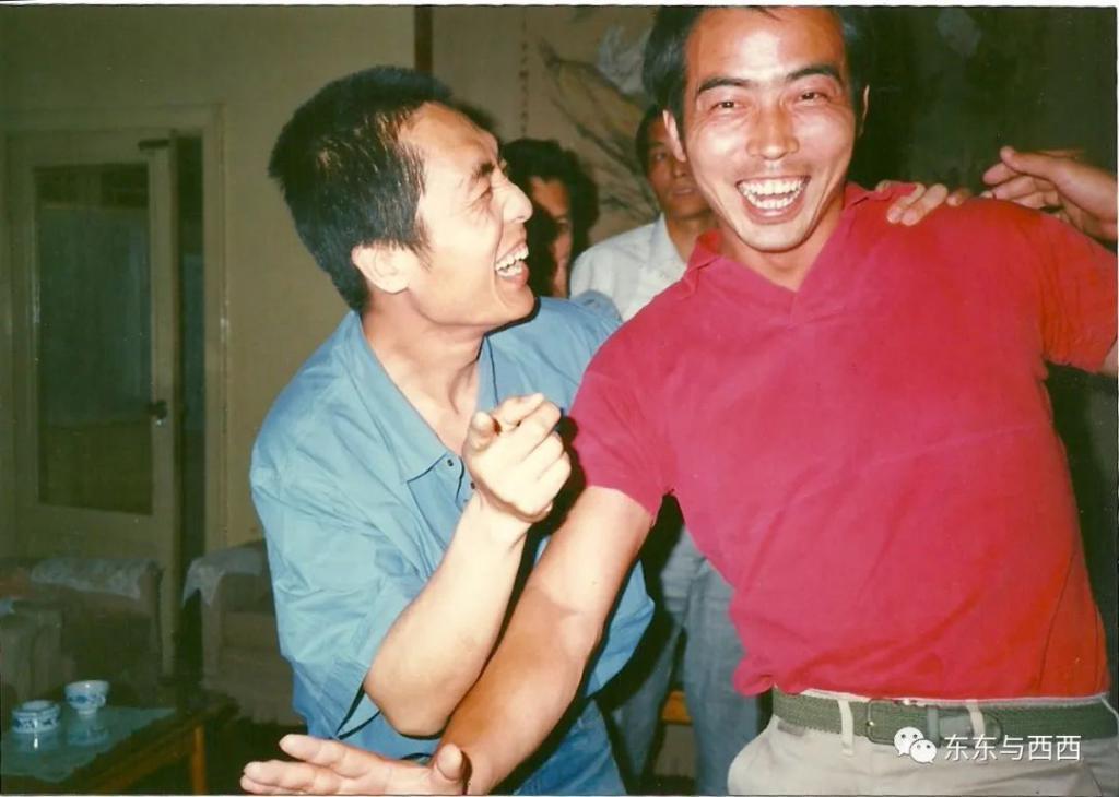 梅根想复出找她拜码头，这位华裔女大佬的奋斗经历太牛了