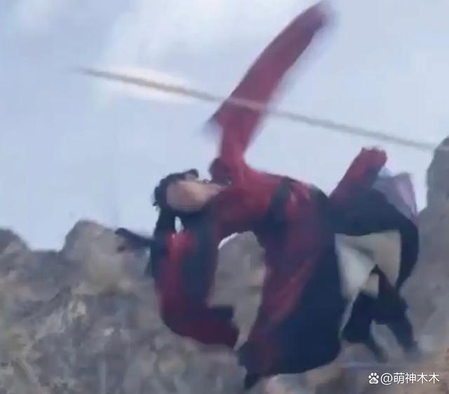 刘诗诗新剧营销打戏翻车，用替身还打马赛克，网友怒斥
