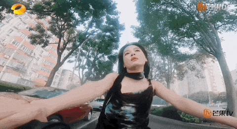 不是，你们真不把观众当外人呐？