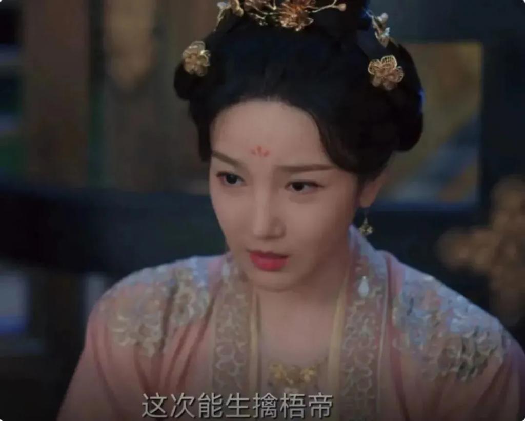 条件不符就别演“情妇”了，34岁陈小纭告诉你啥叫教科书式撩汉