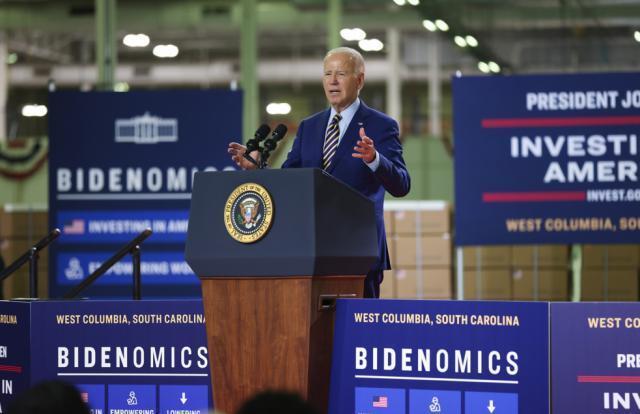 美国男子声称42年前被女治疗师“强奸”