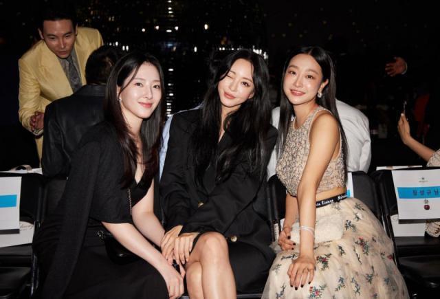 不被看好的他们在一起第三年了！