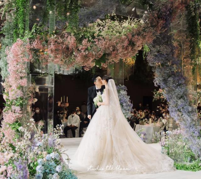 结婚一年经历流产后，他们再次迎来好消息！