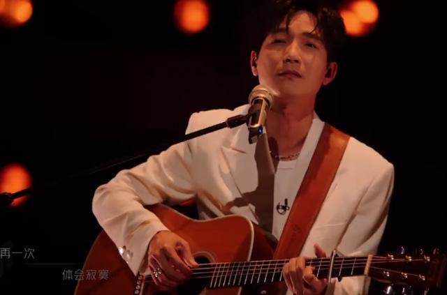 过气顶流陈楚生，迷倒了新一代追星少女