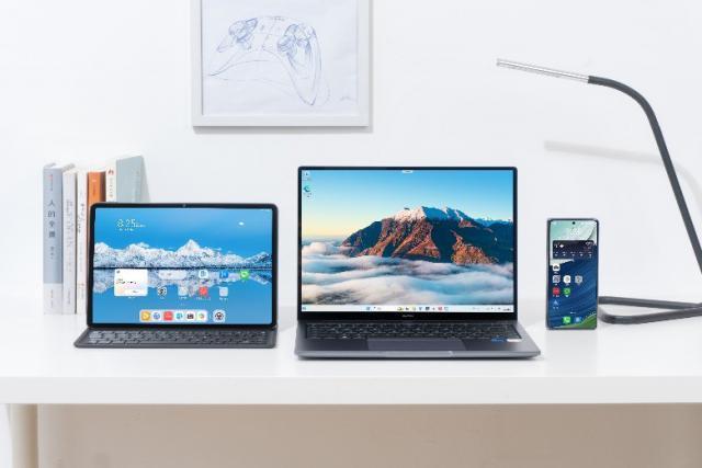 一线记者的采编效率神器 华为擎云 G740商用笔记本亮相2023进博会