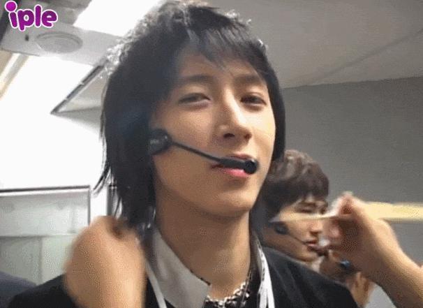 出道18年，他打碎自己无数次