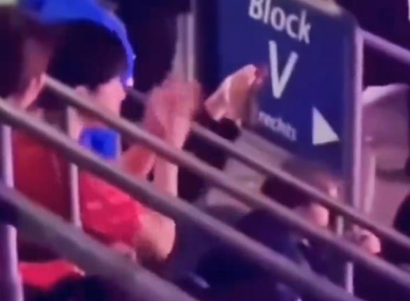 好突然！他怎么就爆了？