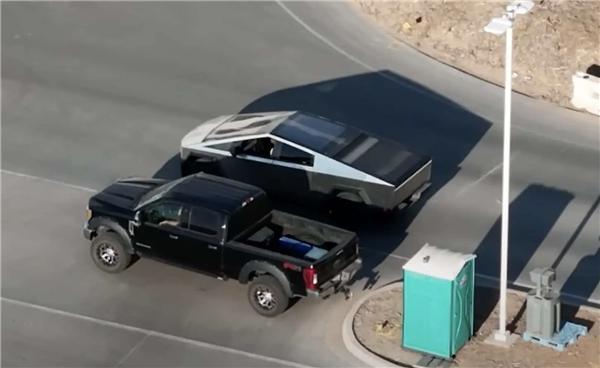 鲁大师10月安卓新机性能榜单出炉：小米14 Pro登顶