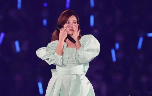 梁静茹的《分手快乐》终有一天自己也是曲中人