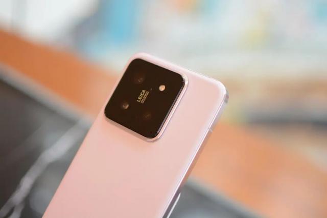 Mate60销量或被高估，未来3年，华为恐无法撼动苹果地位