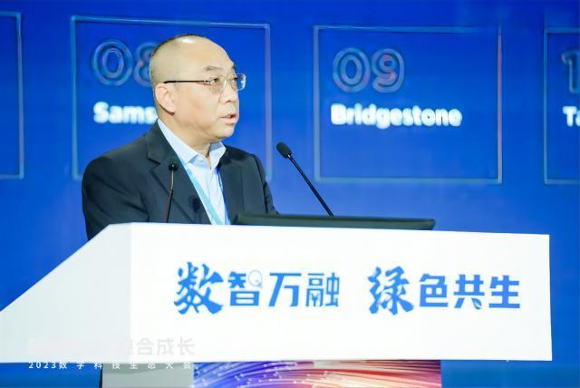 智界S7发布、智选车模式更名，华为渠道资源需要一场平衡术