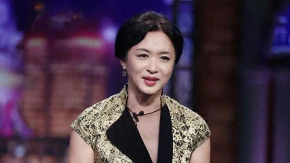 金星发文疑内涵董明珠王自如，两人恩怨被扒