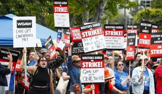 一秒赚3000，AI影像成打工人“财富密码”？