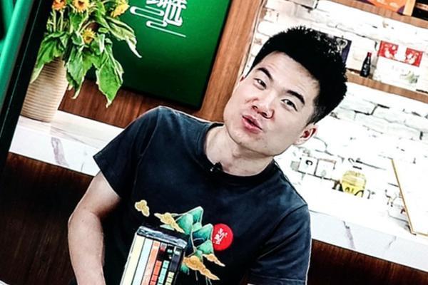 荣耀绿洲护眼实验室正式成立，荣耀 100 系列首发荣耀绿洲护眼屏