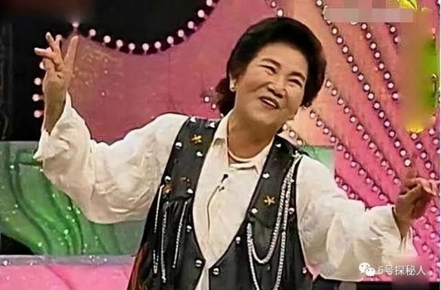 再婚嫁小叔子：赵丽蓉两任丈夫都早逝，病症咳血仍演出