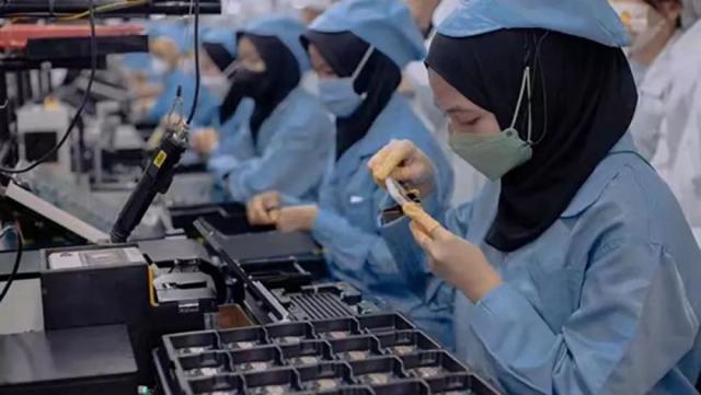 中国手机，在南洋“杀疯了”