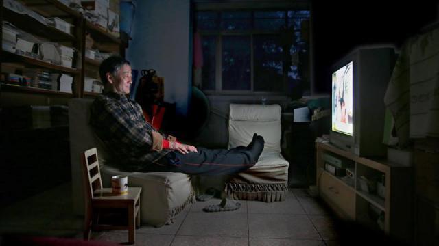 抛弃有线电视的老年人，走进智能盒子骗局