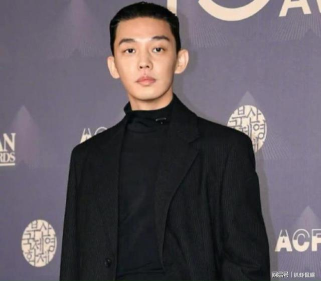 韩媒曝高小英偷漏税，老公张东健曾丑闻缠身