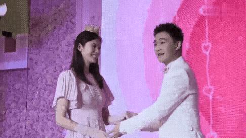 嫁入豪门4年后，她被彻底洗白了？