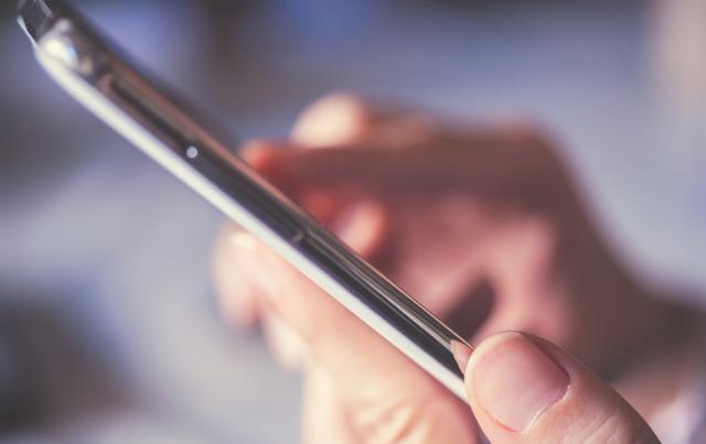 超级APP，集体“沉迷”短视频