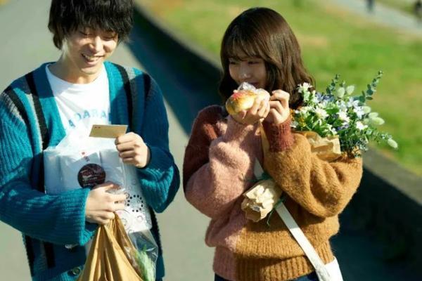 恋爱味儿的 “ 查岗 App ” ，功能好窒息！