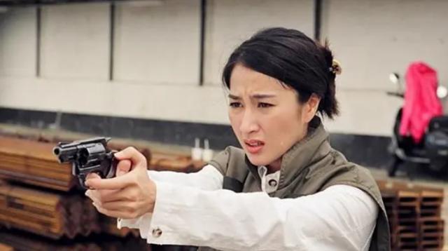 佘诗曼在演一种很新的宫斗