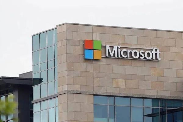 微软还在研究跨平台系统，不甘心彻底放弃手机？