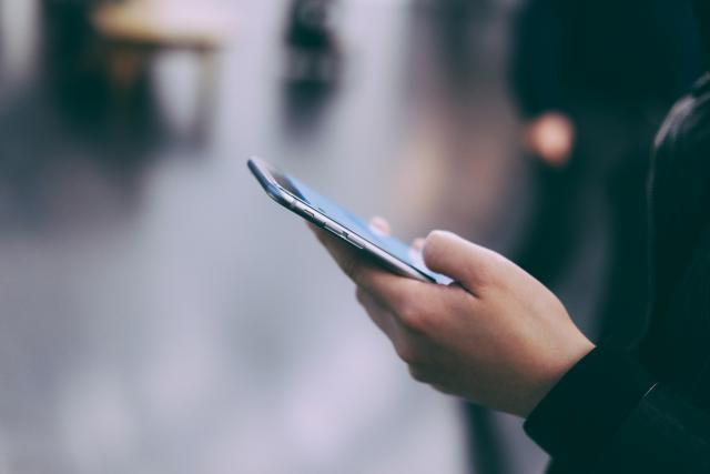 赵明为荣耀上市定调后，还面临这些关键问题