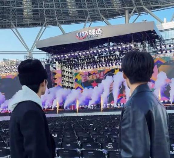 小杨哥，越来越像辛巴