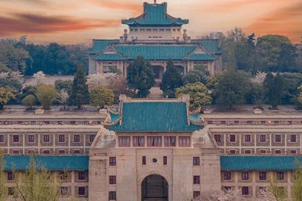 今天，最大一笔校友捐赠诞生