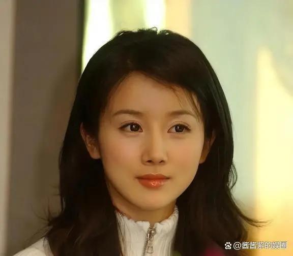 被整容毁了的14位女星，出道时貌美如花，如今灵气全无