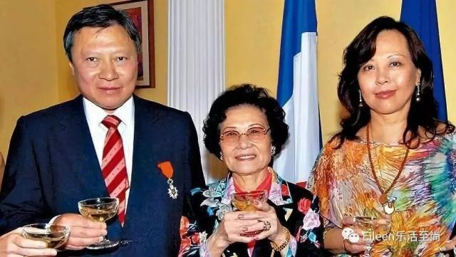 分300亿给美貌儿媳？新晋女首富经历了什么赌王都来吃瓜