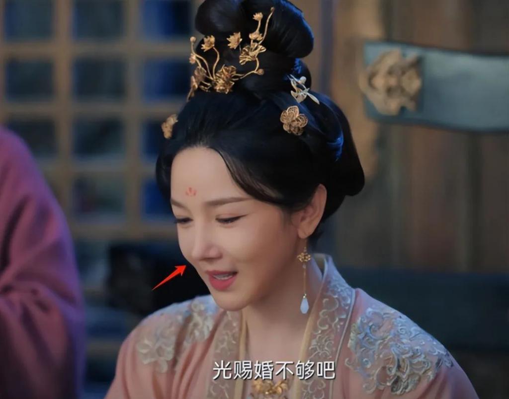 整容脸在古装剧有多垮？这就是张艺谋不用整容脸的原因吧