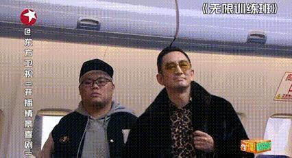 好久不见吴启华，变厨子了？女儿好漂亮