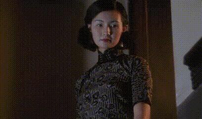 好久不见吴启华，变厨子了？女儿好漂亮